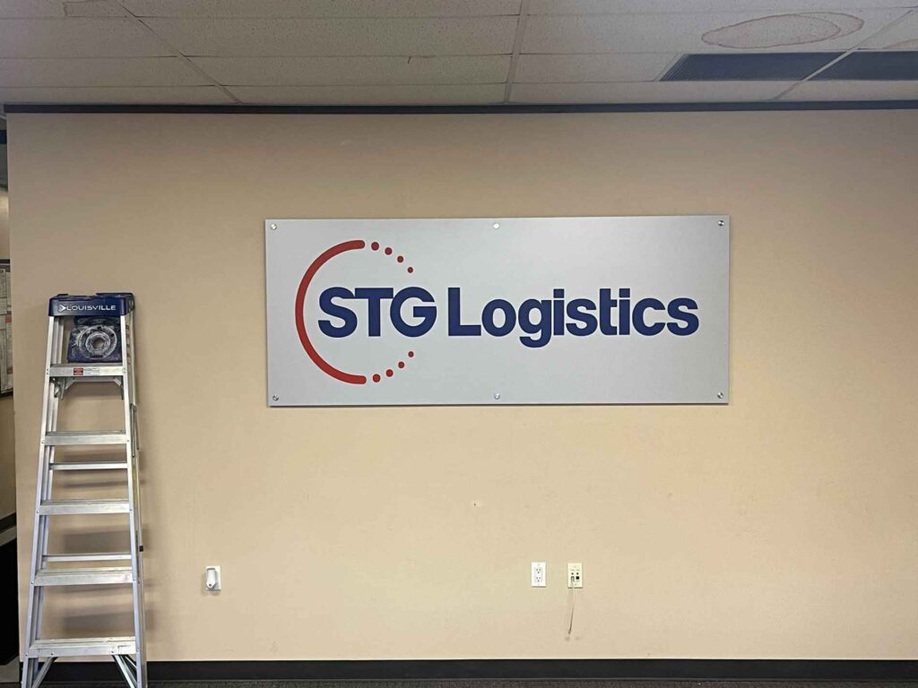 stg interior sign comp photo